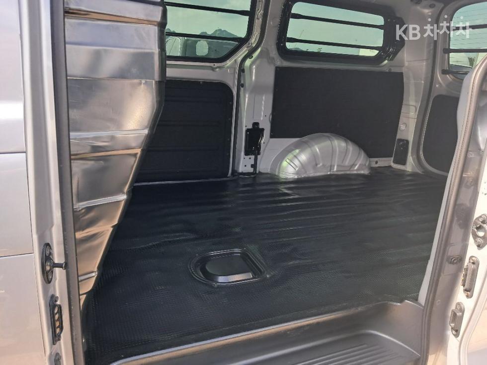 Hyundai Starex — miniaturë 15