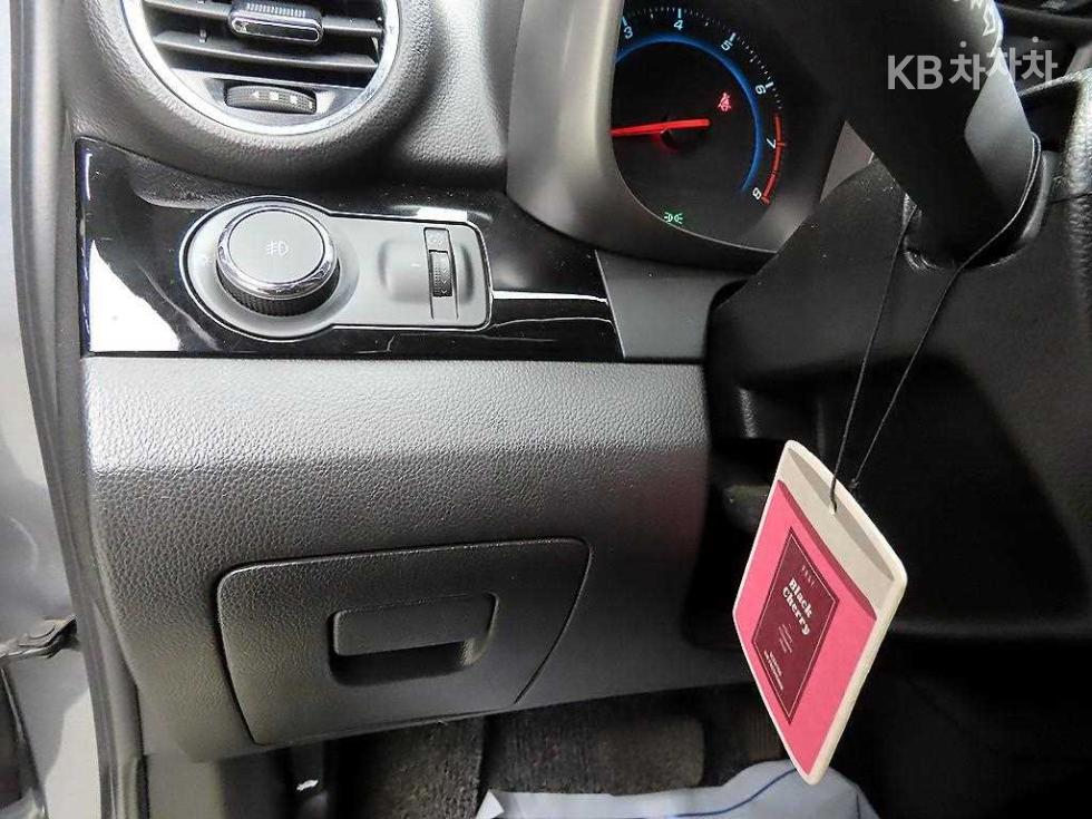 Chevrolet Orlando — miniaturë 12