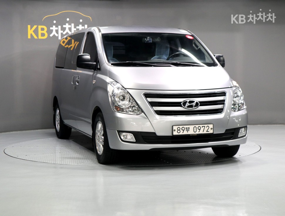 Hyundai Starex — miniaturë 2