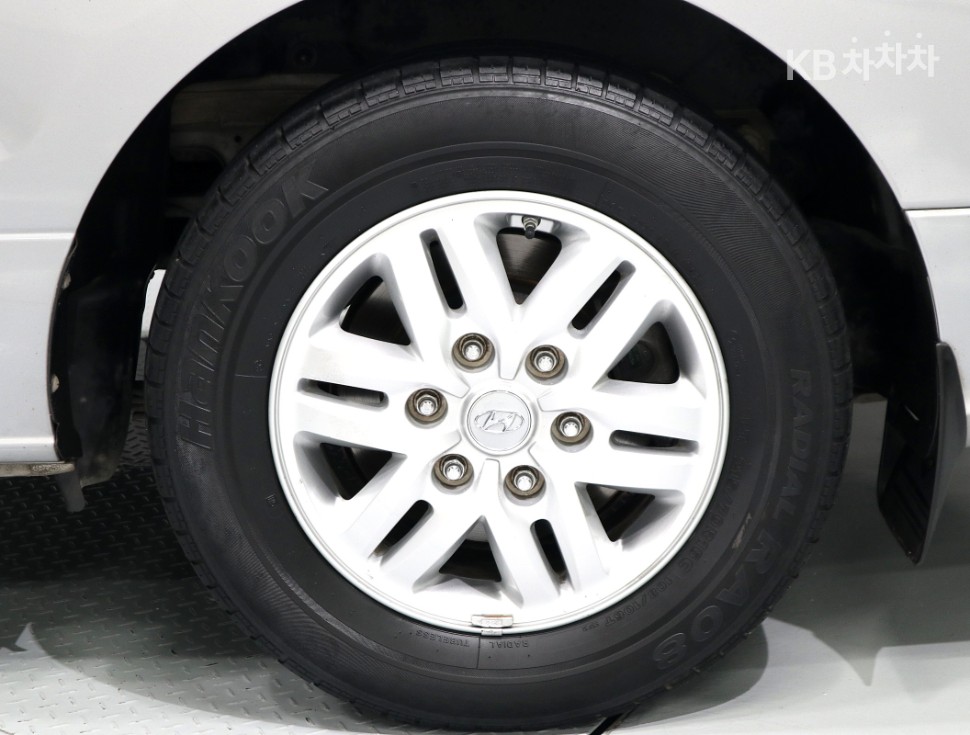 Hyundai Starex — miniaturë 17