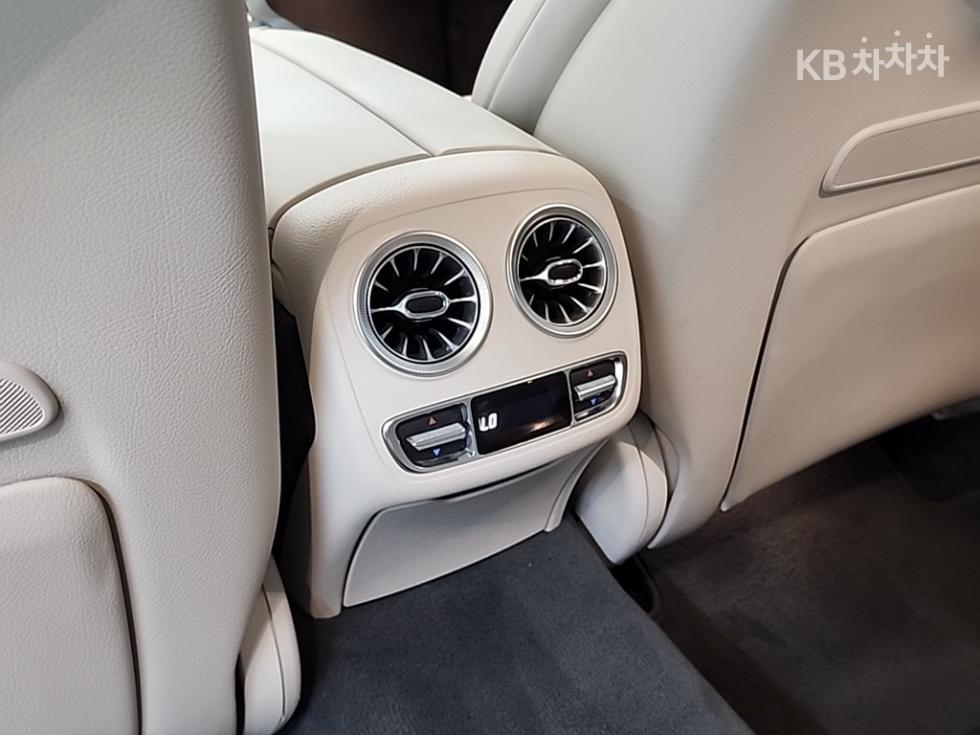 Mercedes-Benz CLS-klasse — miniaturë 13