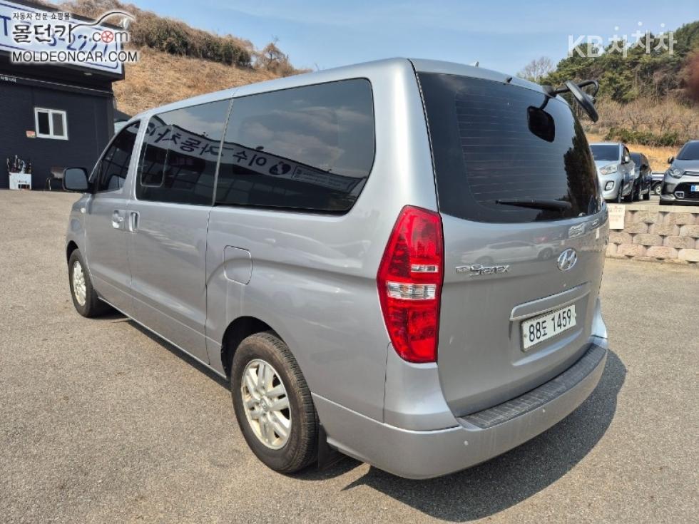 Hyundai Starex — miniaturë 4