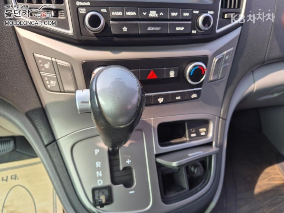 Hyundai Starex — miniaturë 14