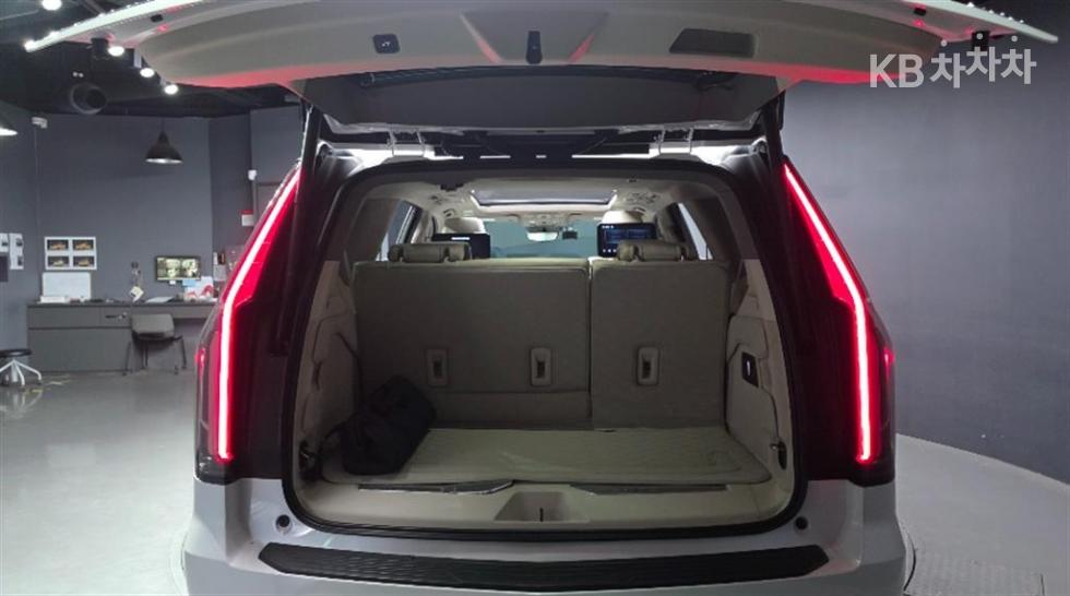 Cadillac Escalade — miniaturë 20