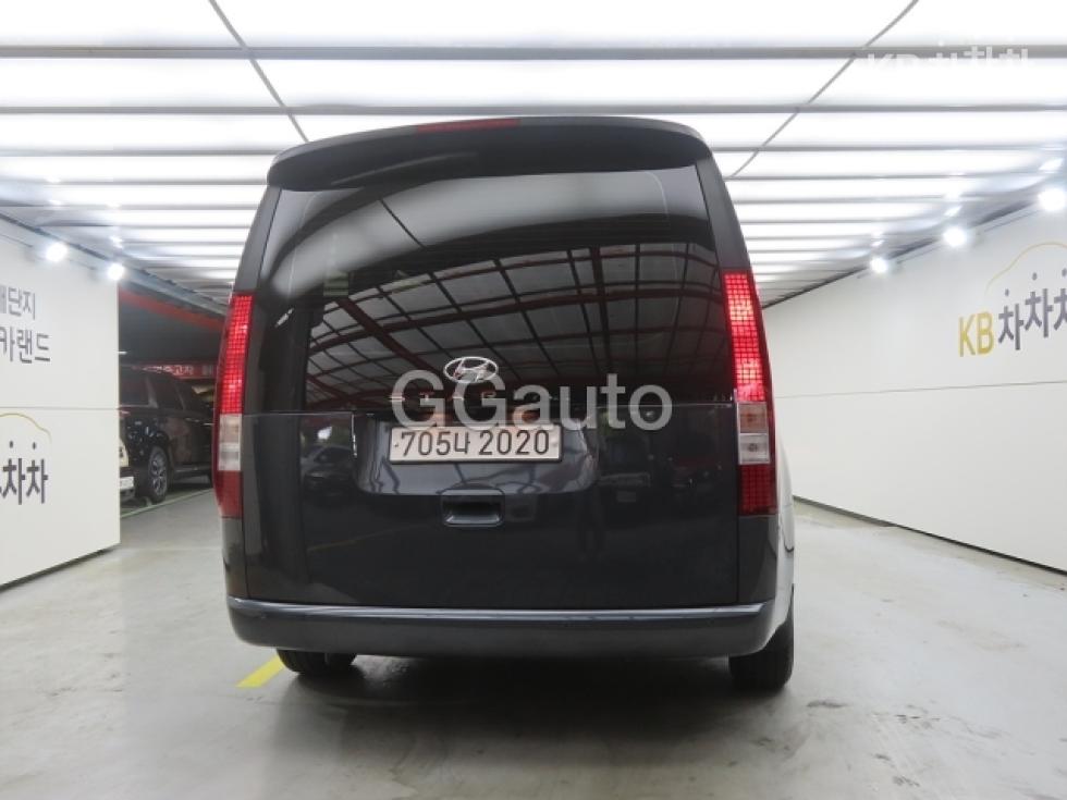 Hyundai Staria — miniaturë 3