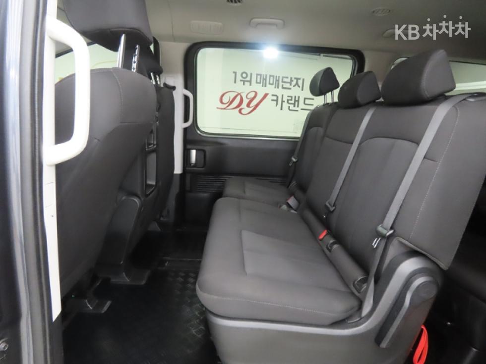 Hyundai Staria — miniaturë 6