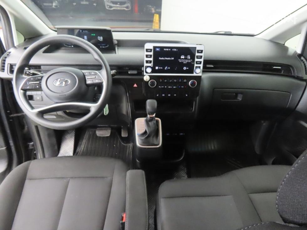 Hyundai Staria — miniaturë 8