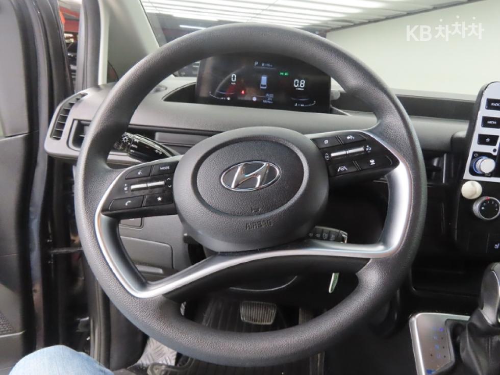 Hyundai Staria — miniaturë 9