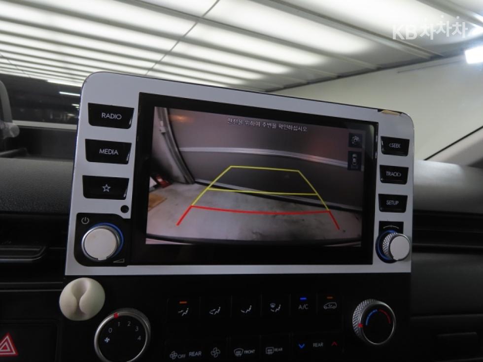 Hyundai Staria — miniaturë 15