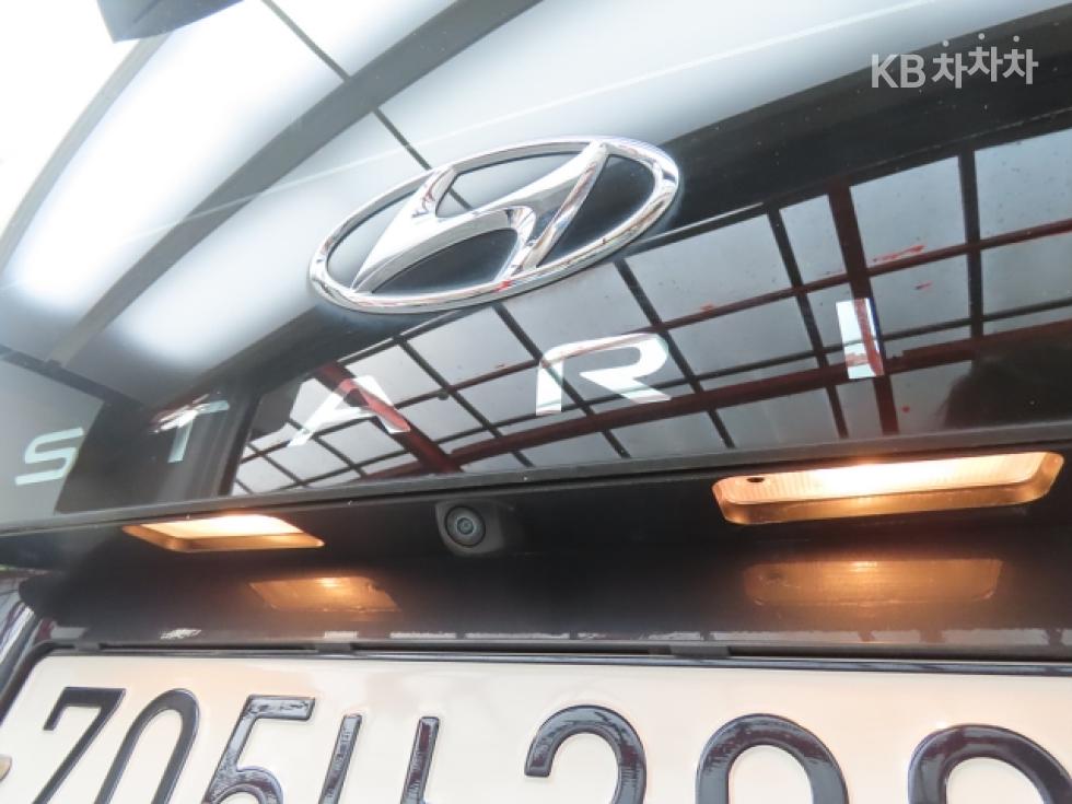 Hyundai Staria — miniaturë 19
