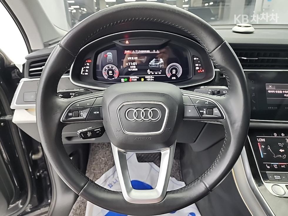 Audi Q7 — miniaturë 9
