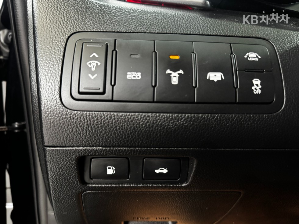 Kia K7 — miniaturë 10