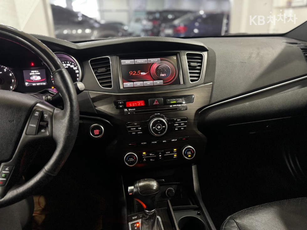 Kia K7 — miniaturë 13