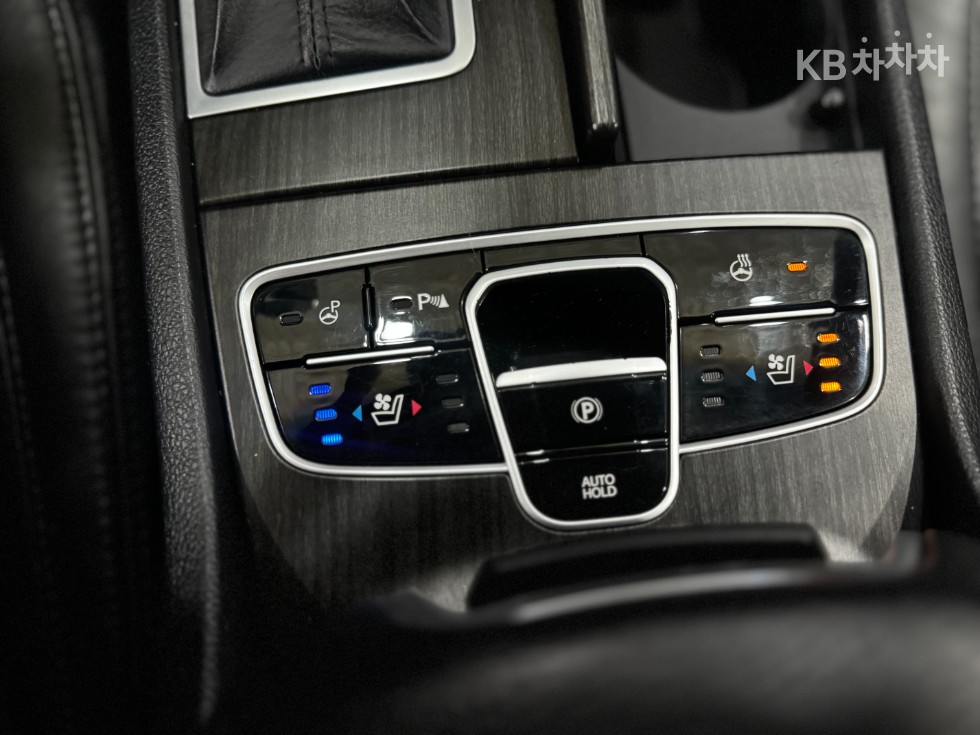 Kia K7 — miniaturë 14