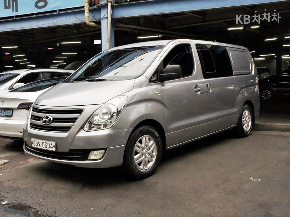 Hyundai Starex — miniaturë 2