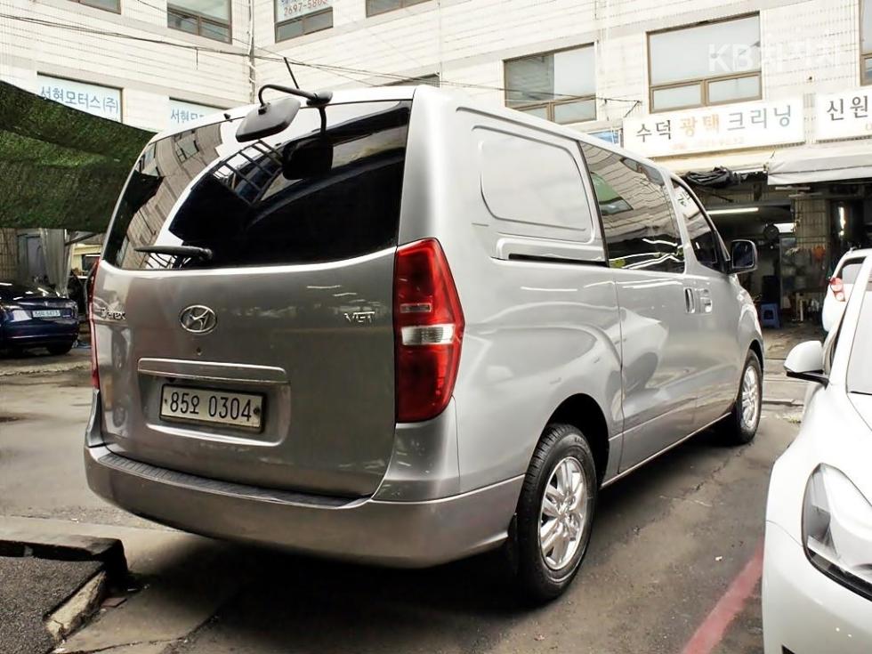Hyundai Starex — miniaturë 4