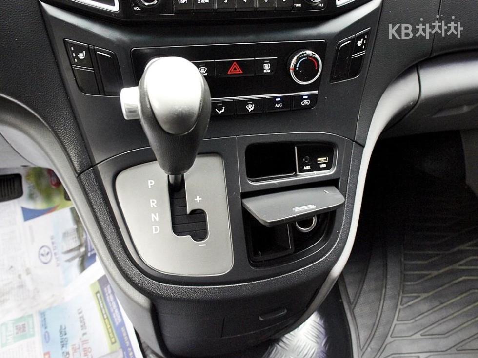 Hyundai Starex — miniaturë 11