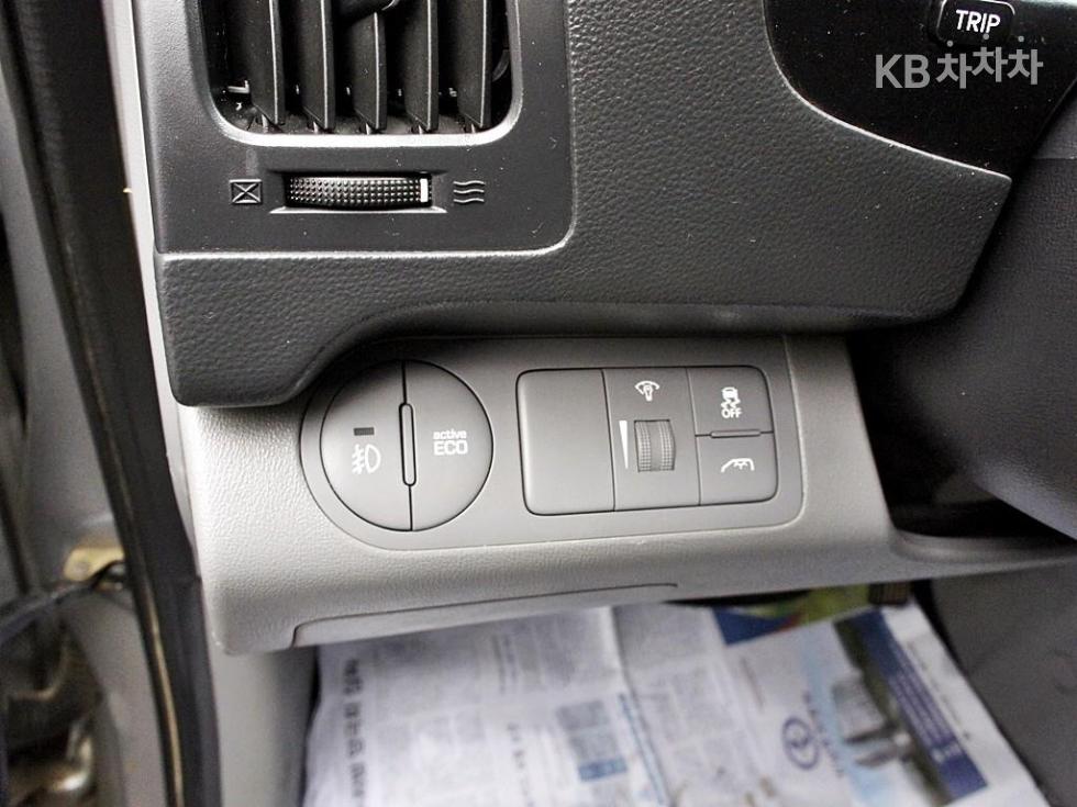 Hyundai Starex — miniaturë 14