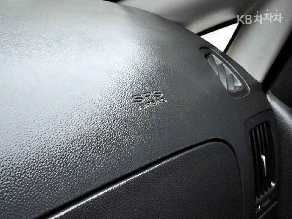 Hyundai Starex — miniaturë 15