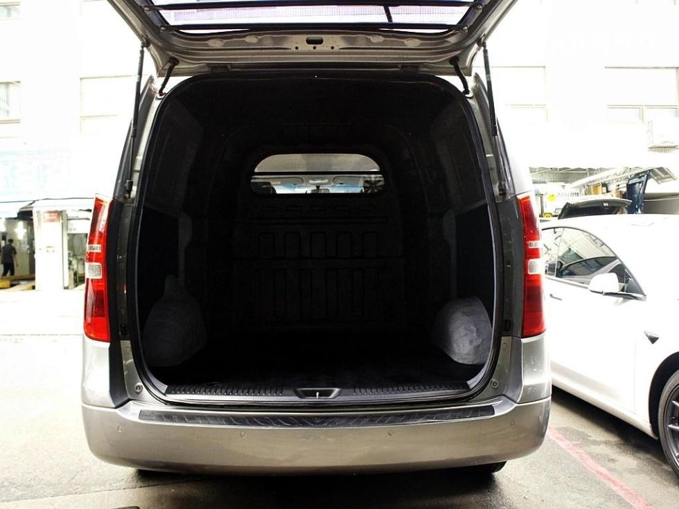 Hyundai Starex — miniaturë 17