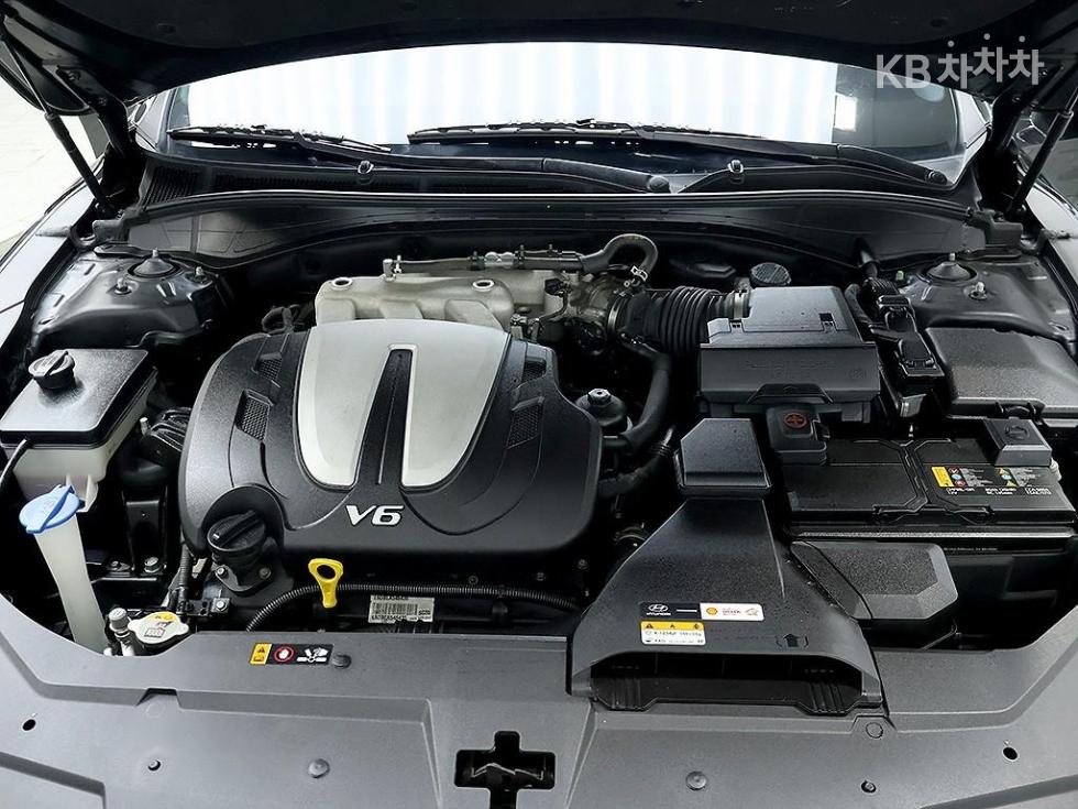Hyundai Grandeur — miniaturë 8