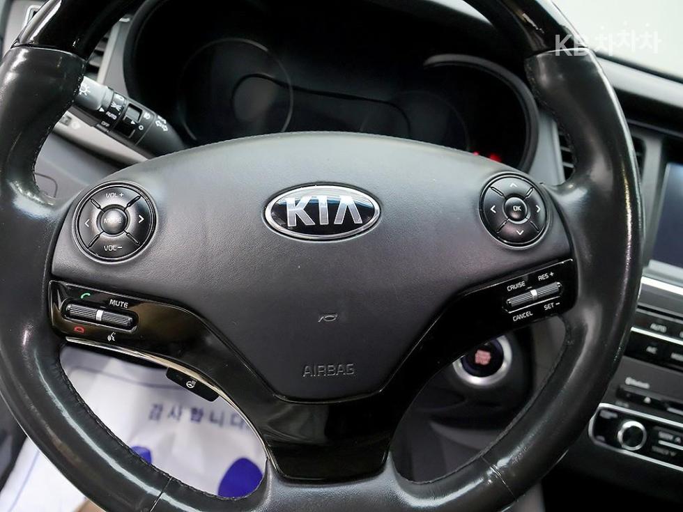 Kia K9 — miniaturë 14