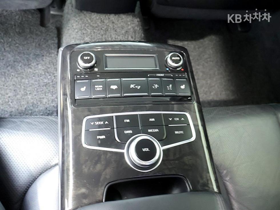 Kia K9 — miniaturë 15
