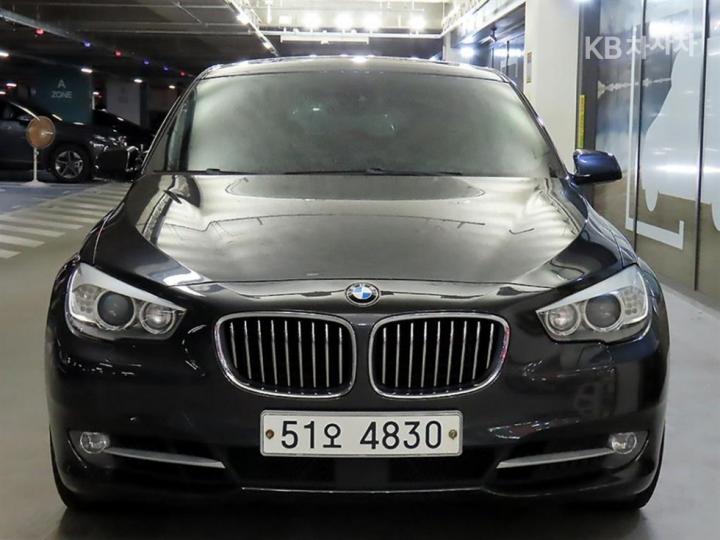 BMW Gran Turismo 2011 photo 2