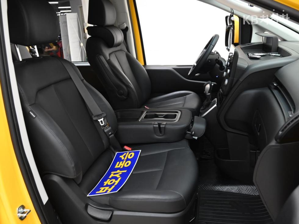 Hyundai Staria — miniaturë 10