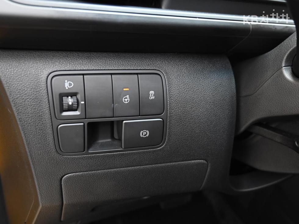 Hyundai Staria — miniaturë 16