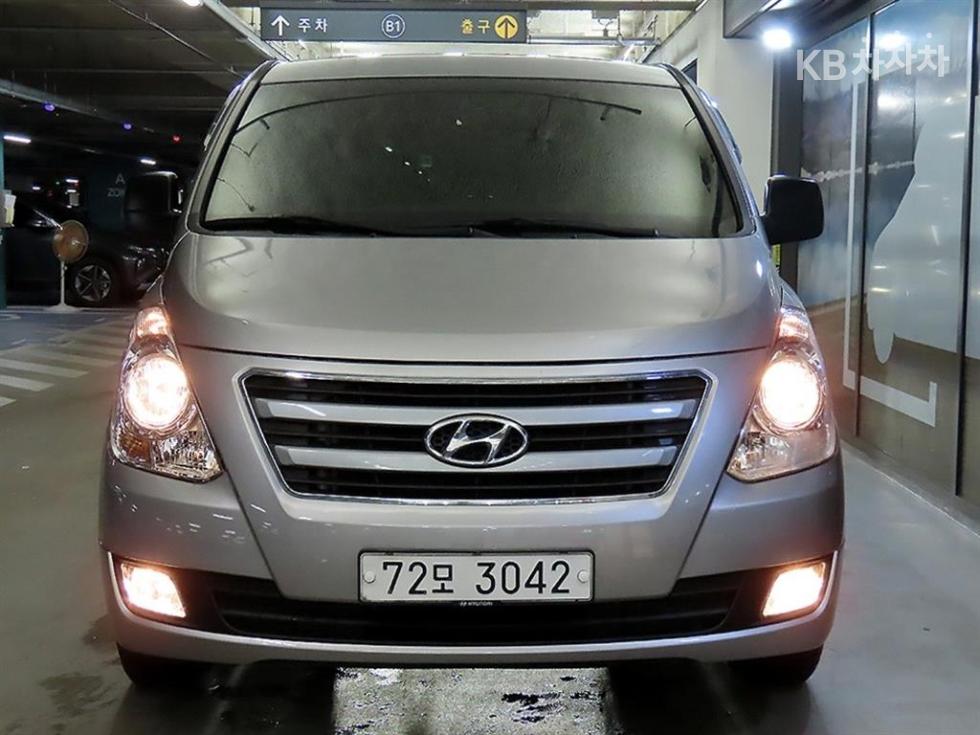 Hyundai Starex — miniaturë 2