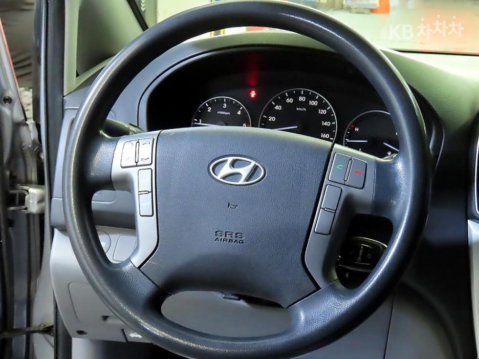 Hyundai Starex — miniaturë 8