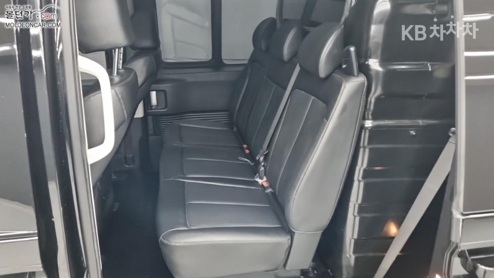 Hyundai Staria — miniaturë 10