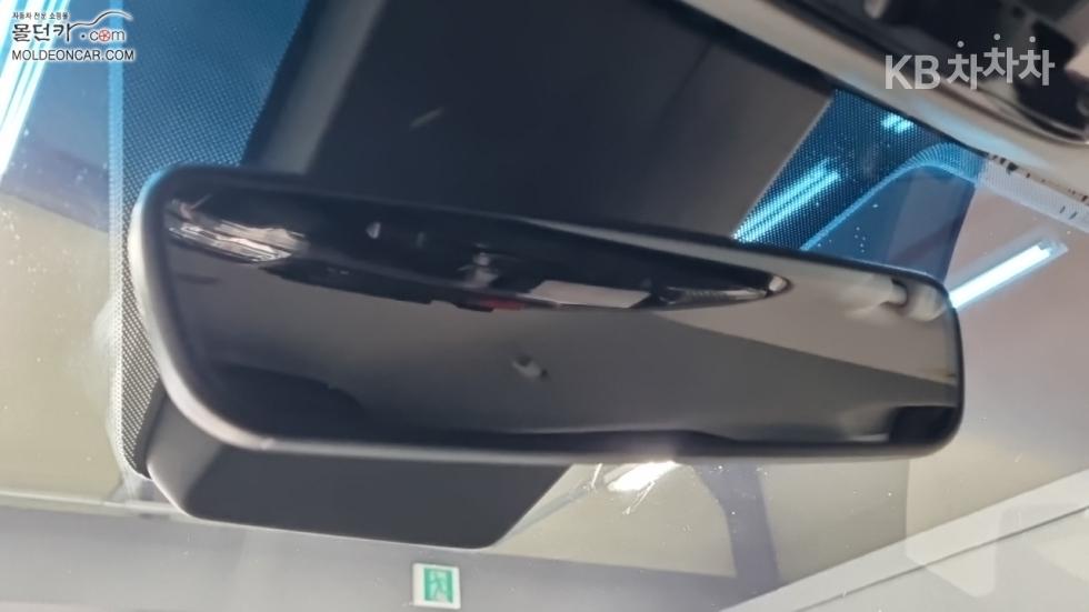 Hyundai Staria — miniaturë 15