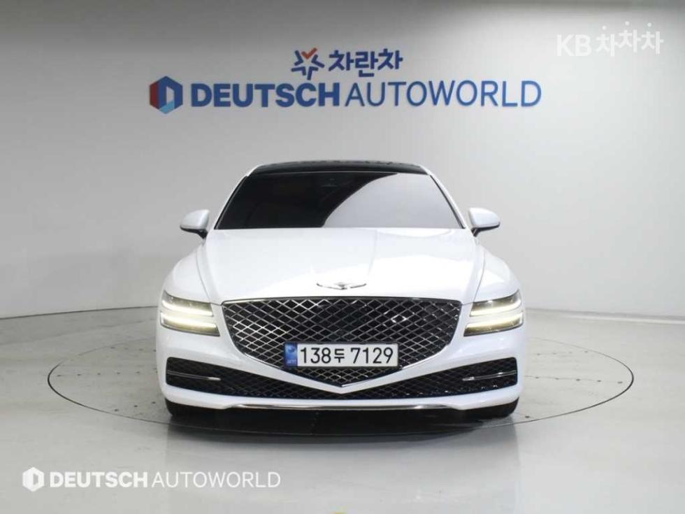 Genesis G80 — miniaturë 3