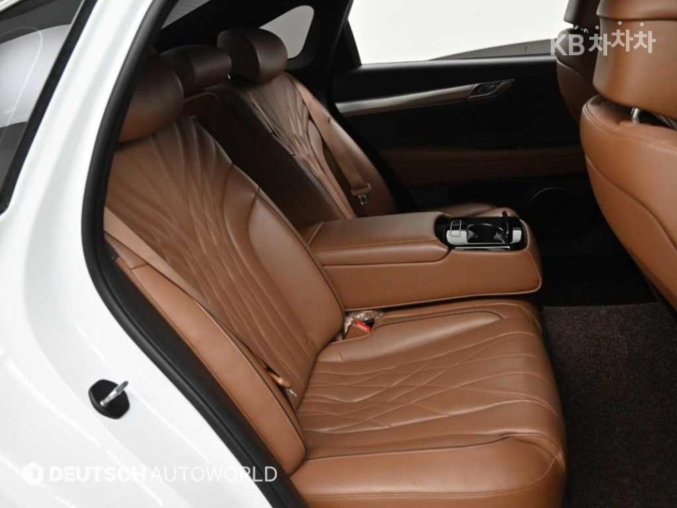 Genesis G80 — miniaturë 12