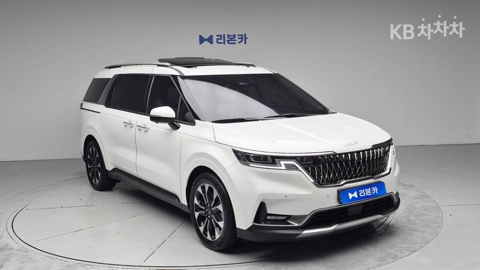 Kia Carnival — miniaturë 3