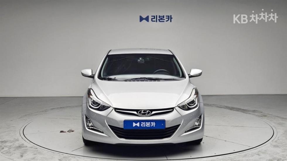 Hyundai Avante — miniaturë 2