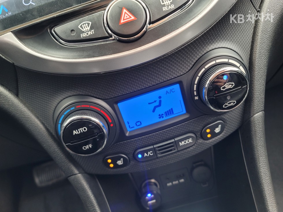 Hyundai Accent — miniaturë 18