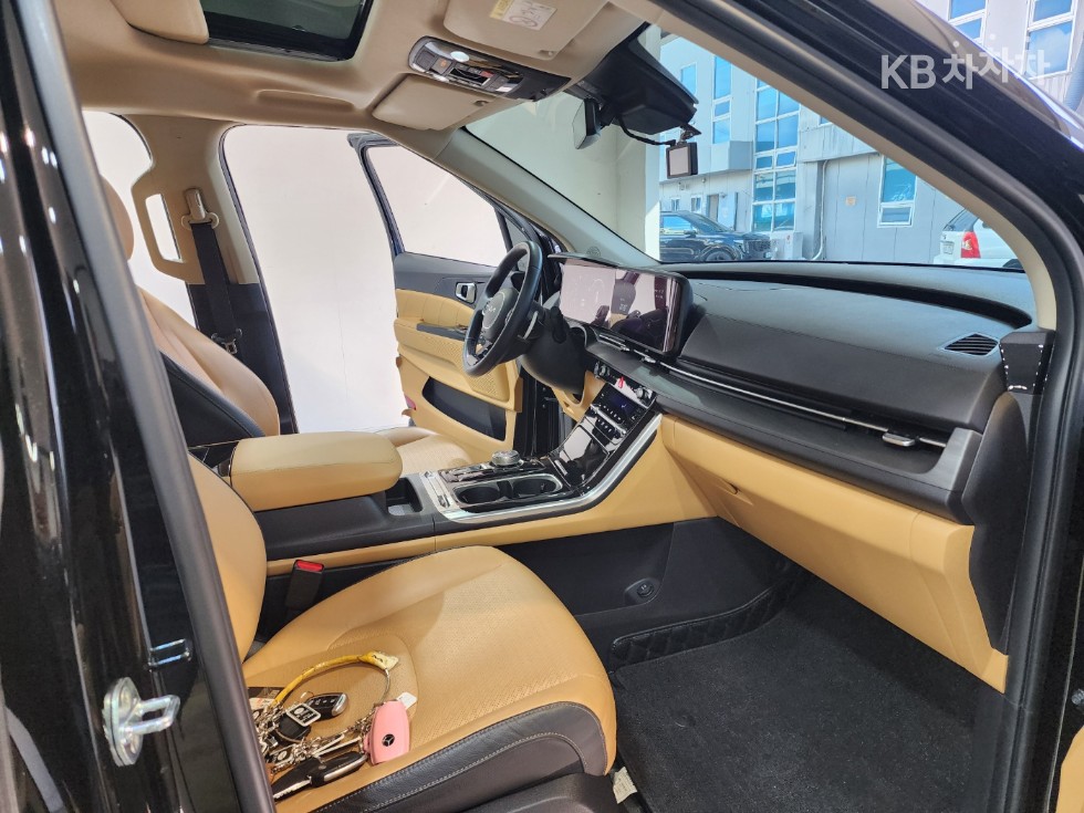 Kia Carnival — miniaturë 16
