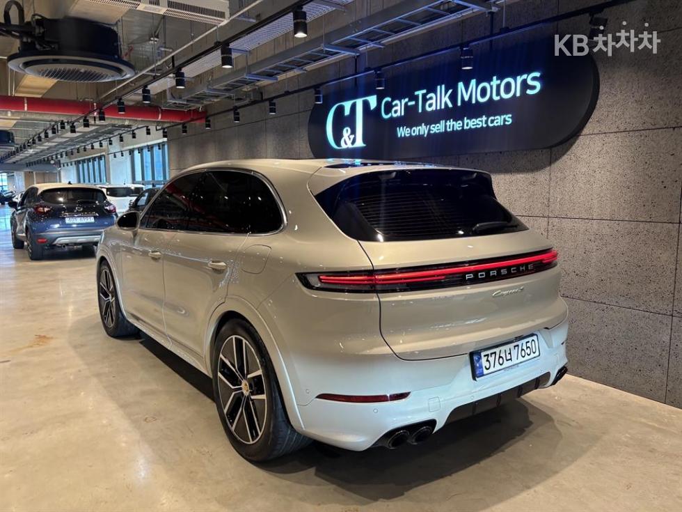 Porsche Cayenne — miniaturë 3
