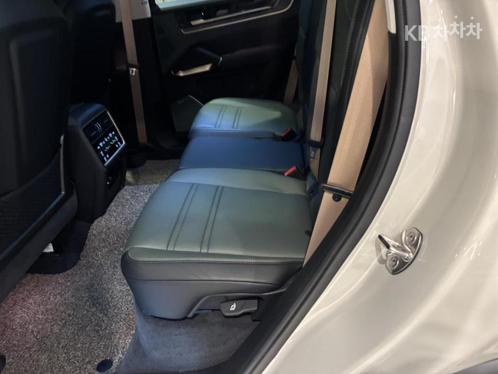 Porsche Cayenne — miniaturë 6