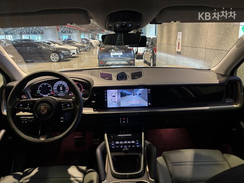 Porsche Cayenne — miniaturë 9