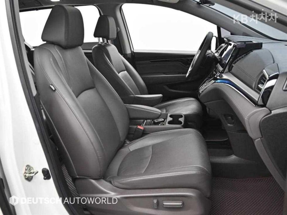 Honda Odyssey — miniaturë 10