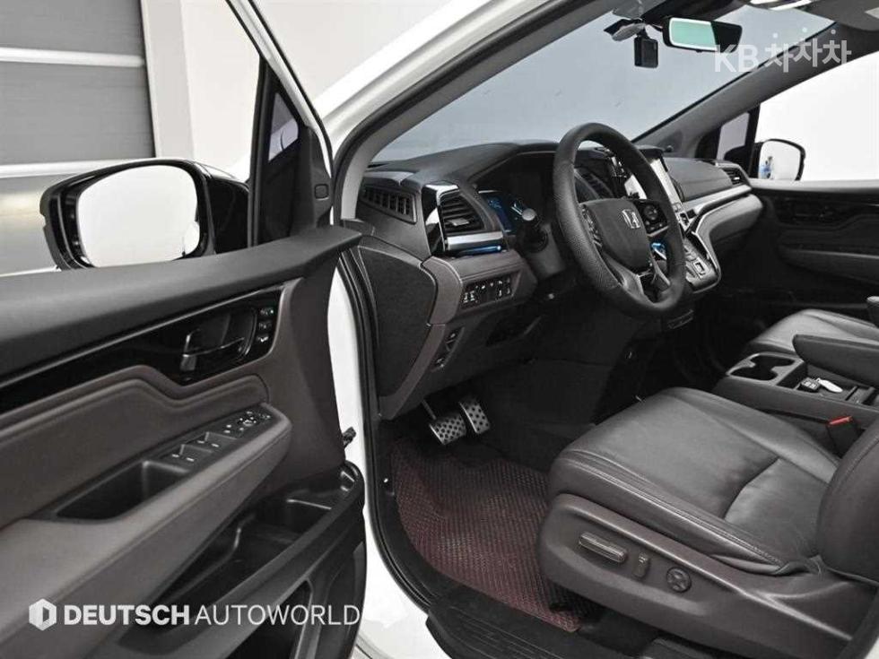 Honda Odyssey — miniaturë 11
