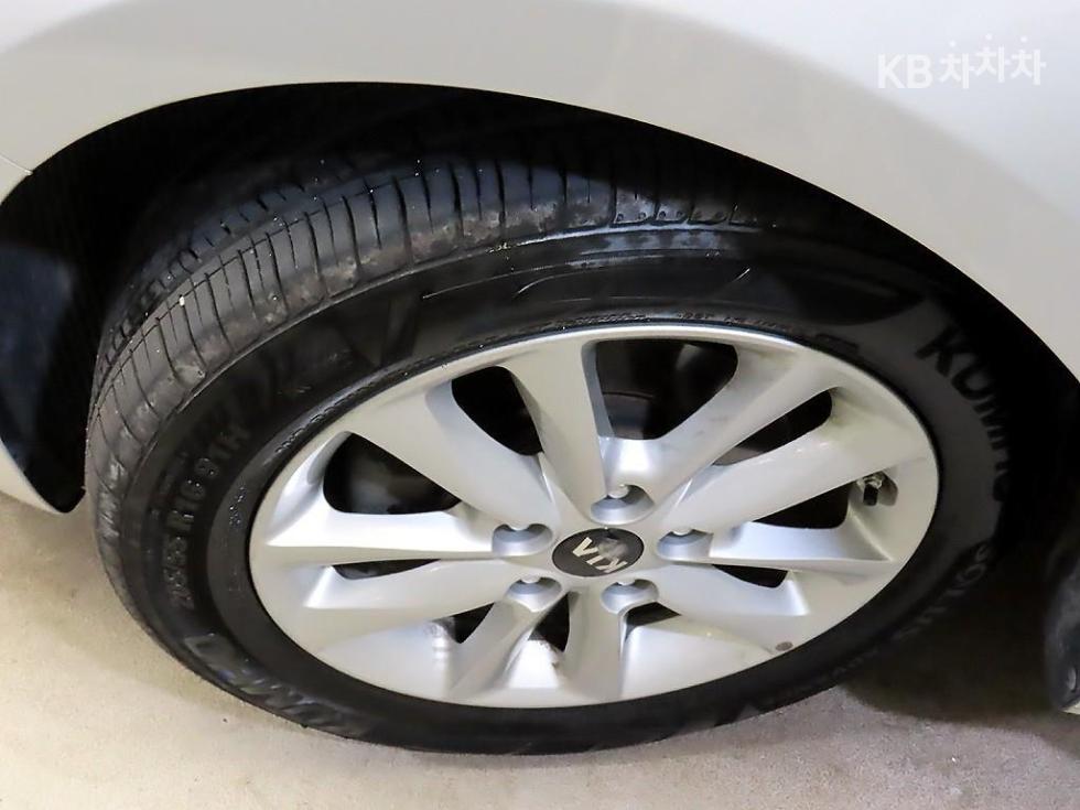 Kia K3 — miniaturë 20