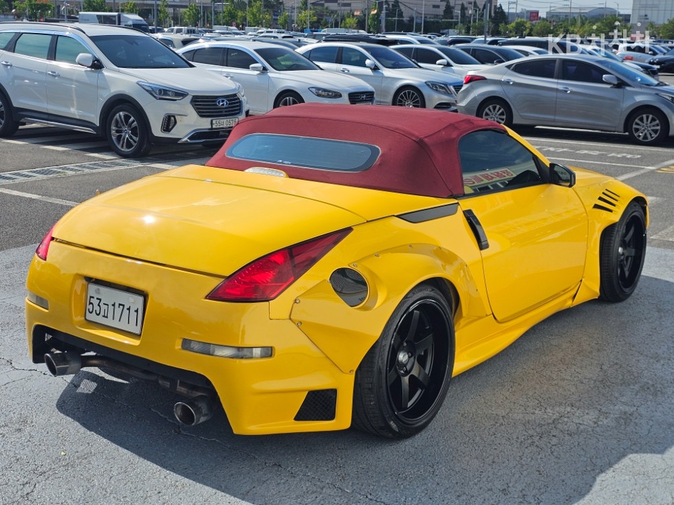 Nissan 350Z — miniaturë 10