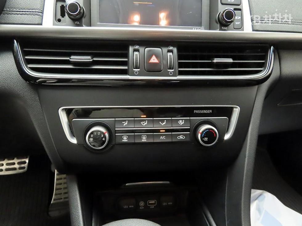 Kia K5 — miniaturë 10
