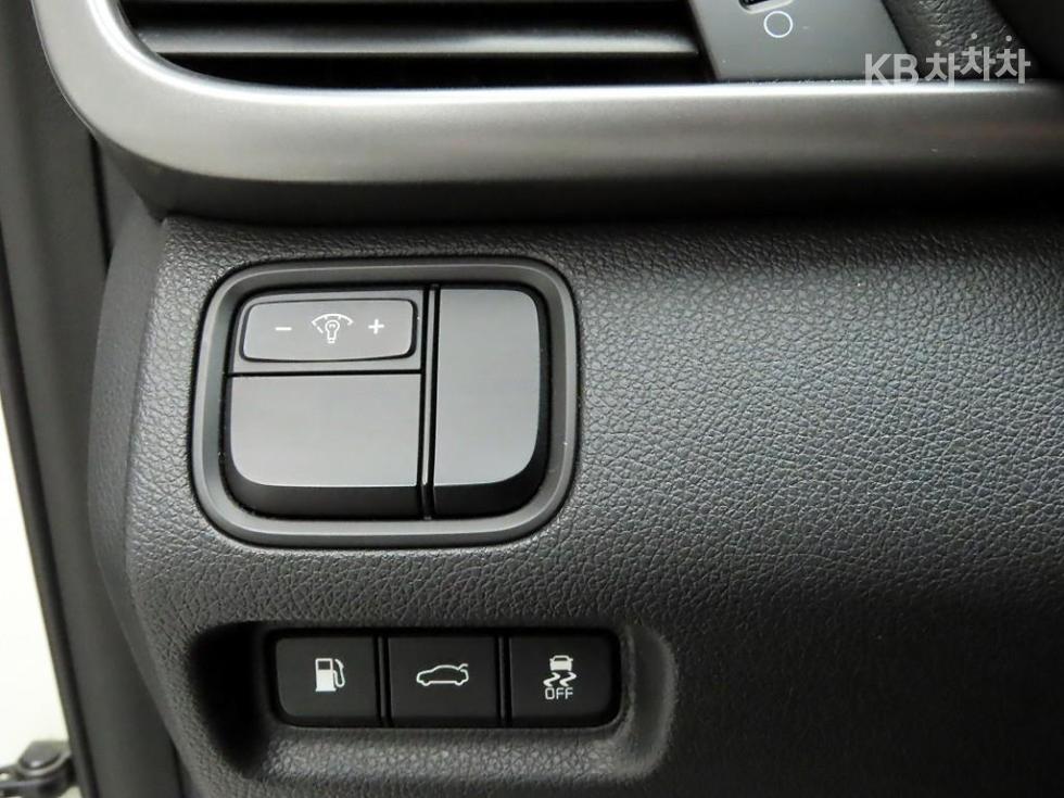 Kia K5 — miniaturë 13