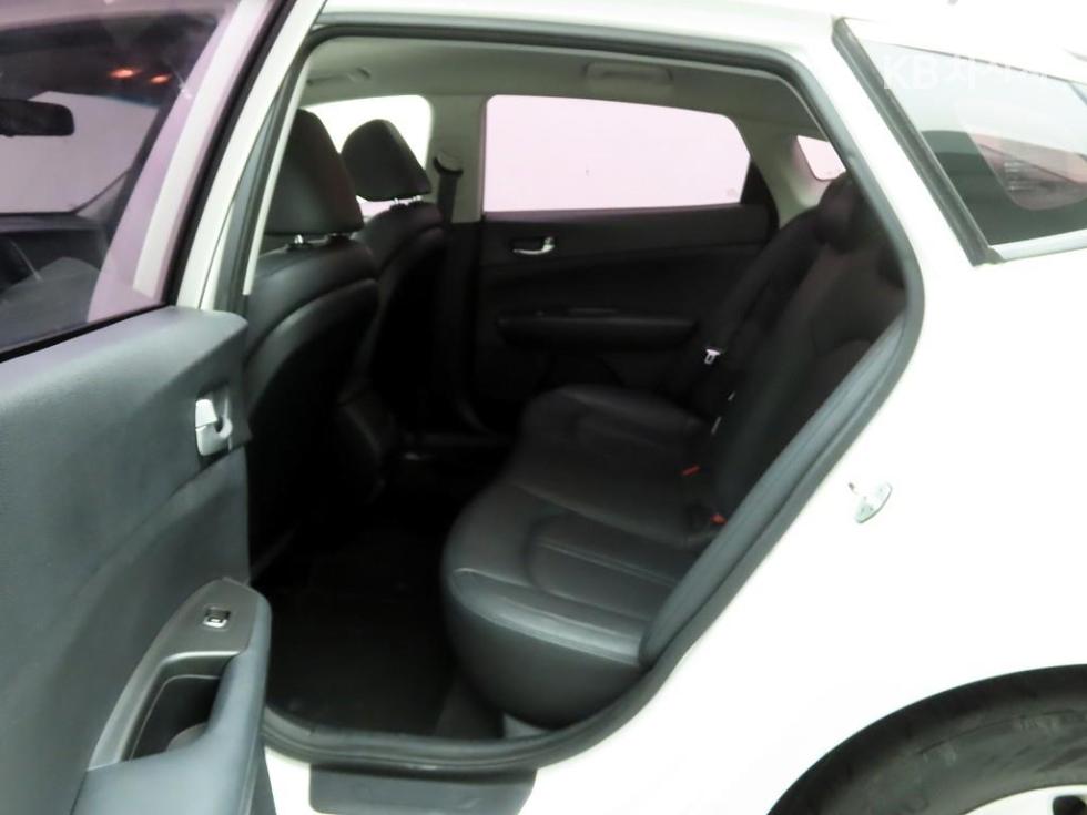 Kia K5 — miniaturë 15